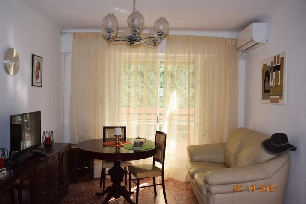 Apartamento En El Centro De 알리칸테 외부 사진